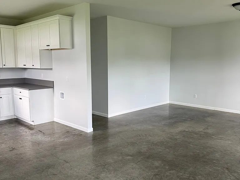 125 Village Dr — Photo 8