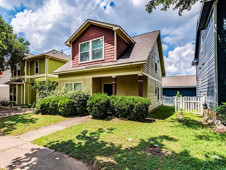 595 McGarity — Photo 4