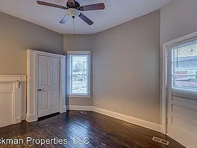 276 E Loudon Ave — Photo 10