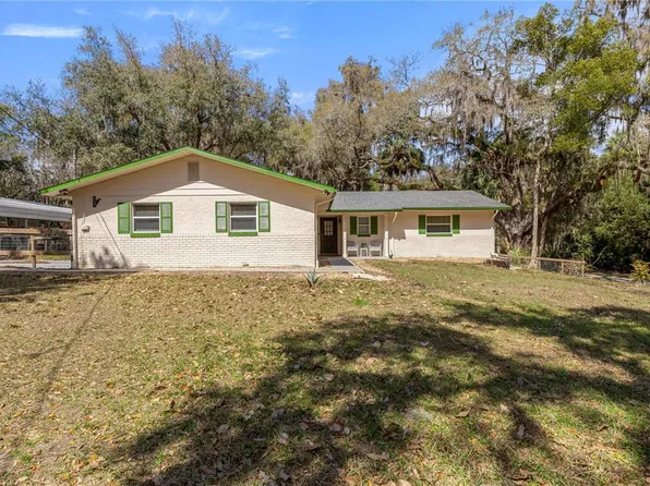 5947 Avenue C, Mc Intosh, FL 32664