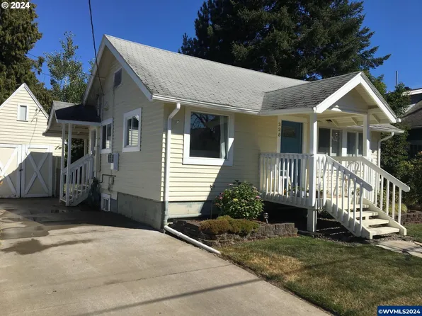 225 NW 16th St, Corvallis, OR 97330