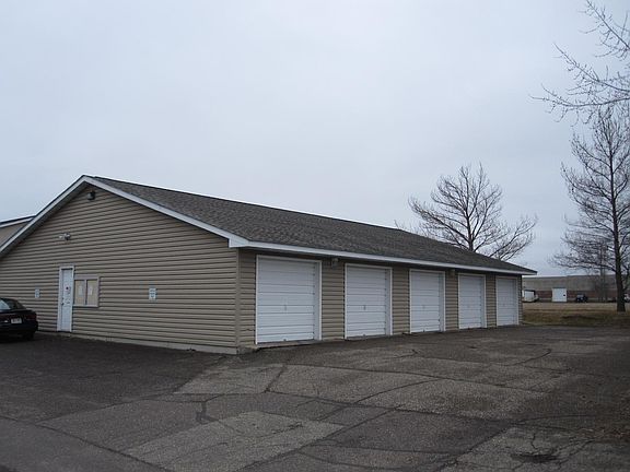 3rd image of 1380 Heritage Dr APT 17