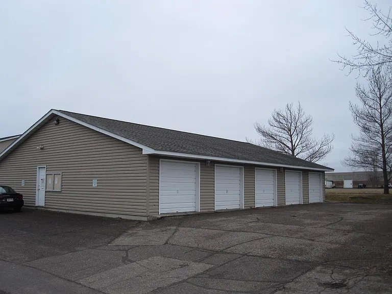 1380 Heritage Dr #6 — Photo 12
