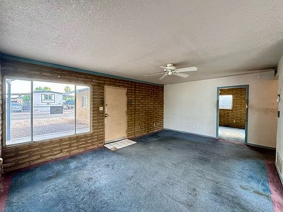 3rd image of 319 Santa Cruz Avenue