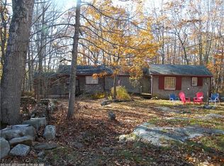 15 Pine St, Boothbay Harbor, ME 04538