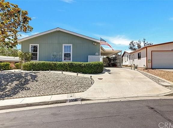 2nd image of 29981 Via Magnolia