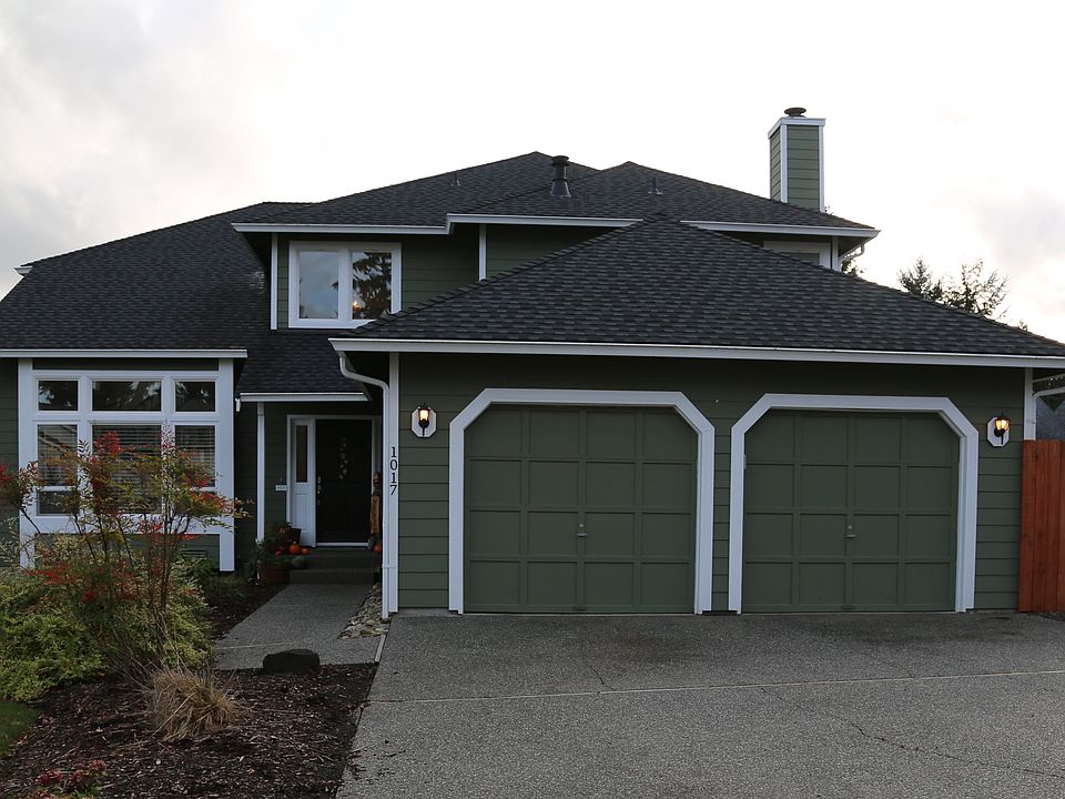 1st image of 1017 NW Calypso Cir