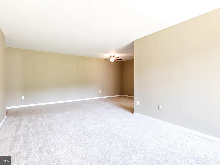 3512 Thomas Pointe Ct #1B — Photo 7