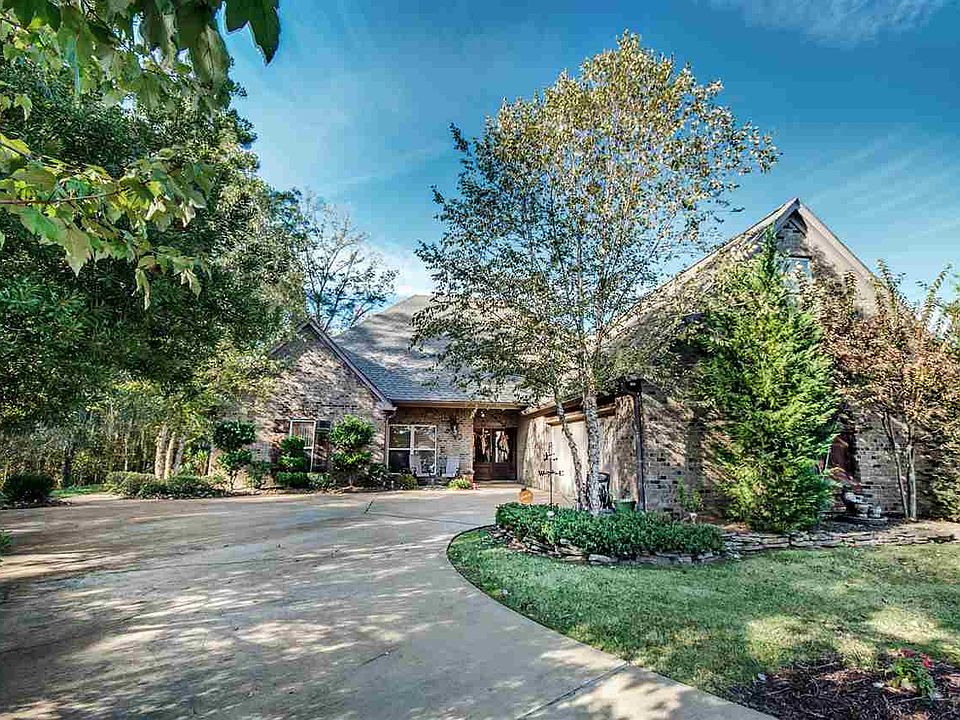 2nd image of 204 Gladeview Ct