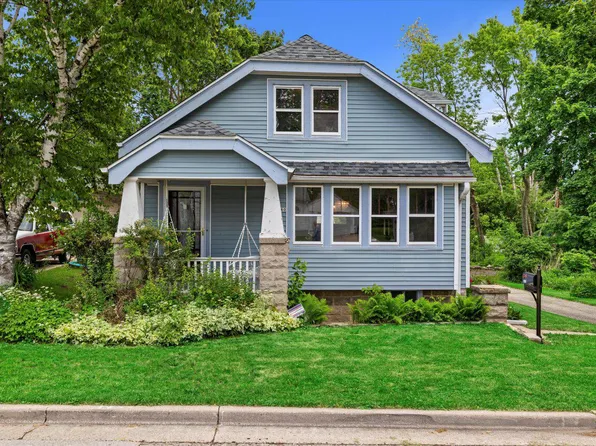 5460 North Bethmaur LANE, Glendale, WI 53209