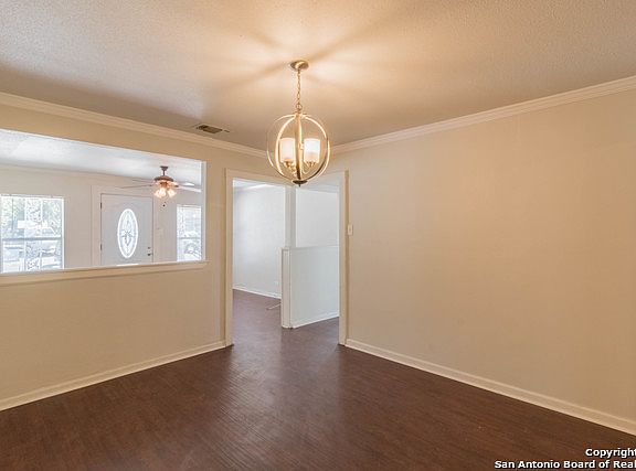 5th image of 1106 W Wildwood Dr