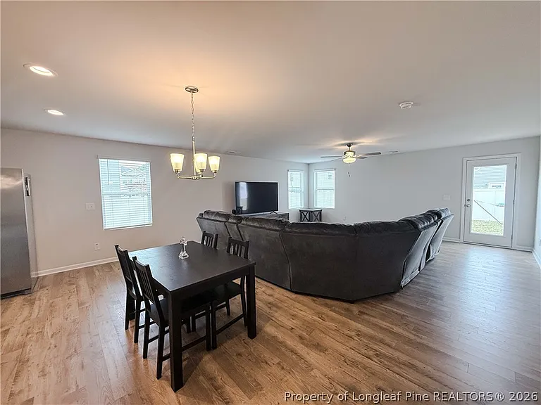 127 Arlington Dr — Photo 4