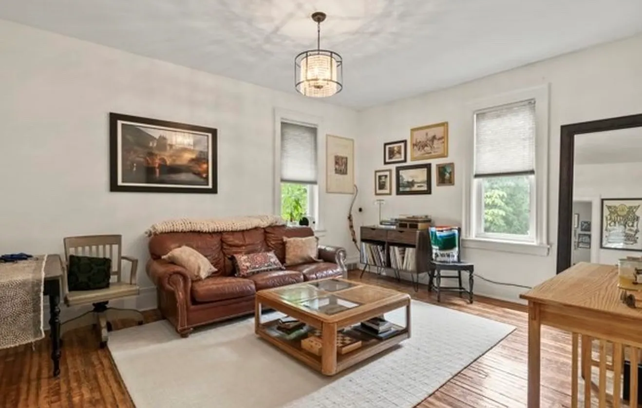 1 bed, 708 sqft, $1,300 — Photo 1