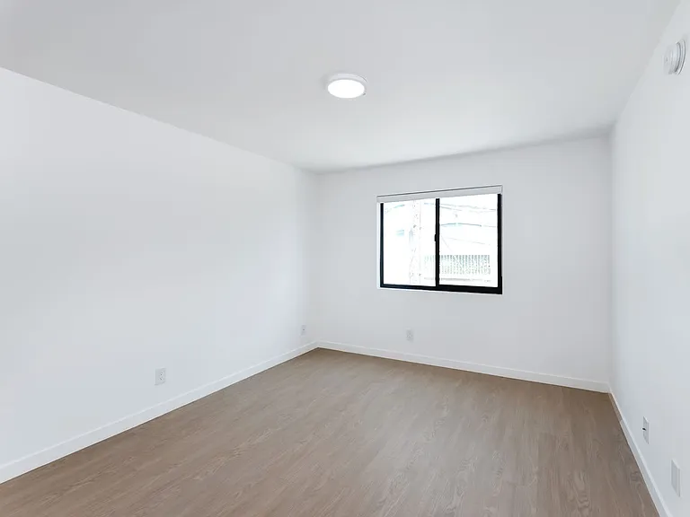 1546 Bundy Drive — Photo 13