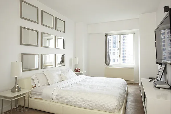 Sold by Stribling | media 14