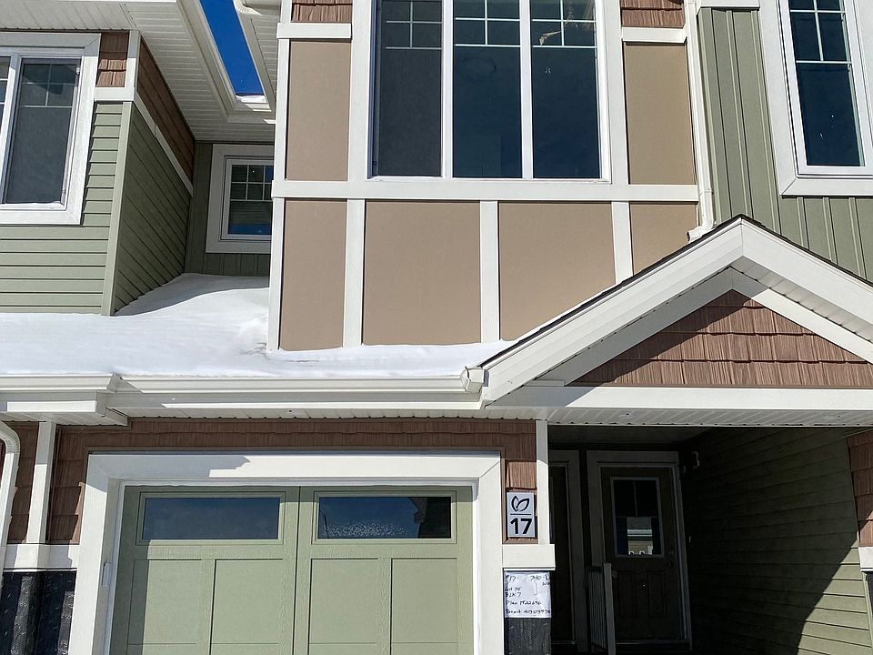 1st image of 740 Daniels Way SW