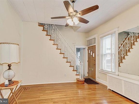 3rd image of 3127 Livingston St