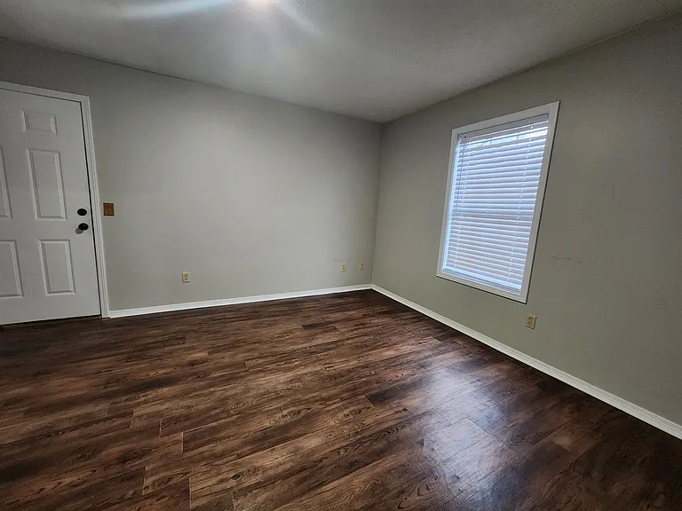 1325 Virginia Ave #A23 — Photo 6