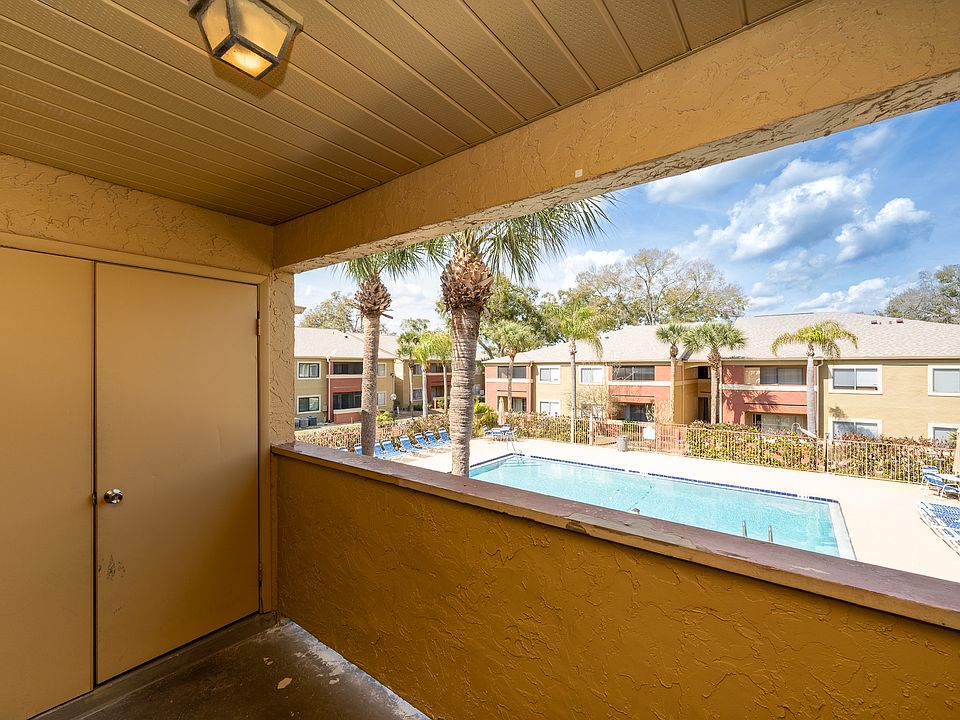 1st image of 634 Kenwick 204 Cir #204