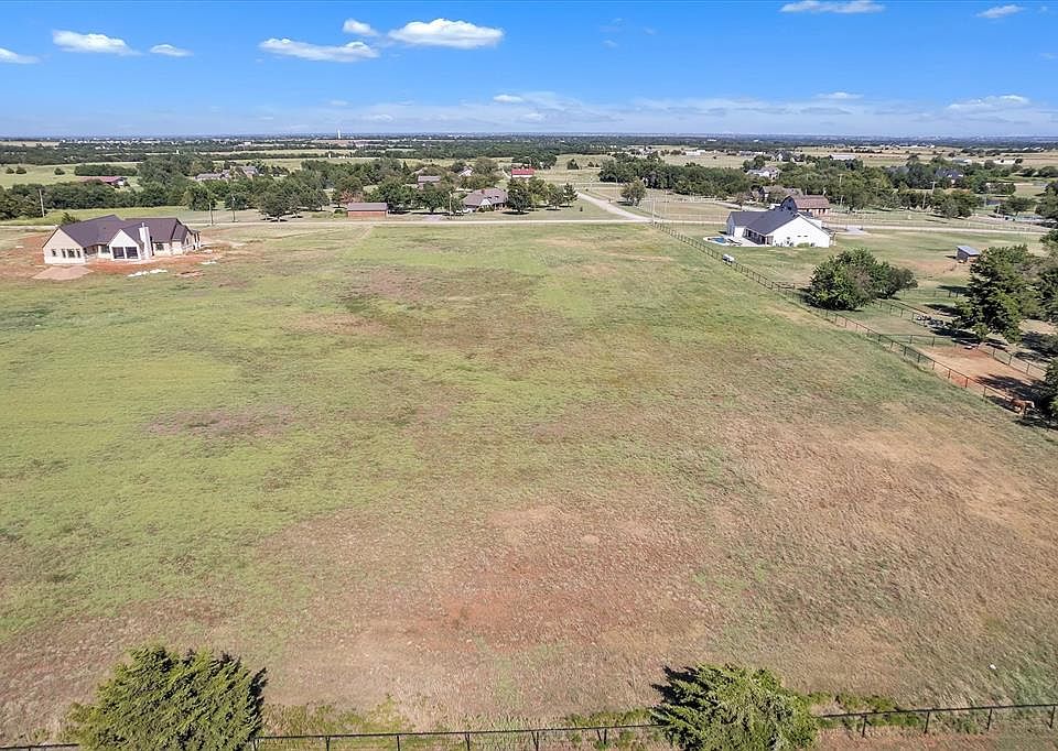 1st image of 4905 Tilden Trl NE
