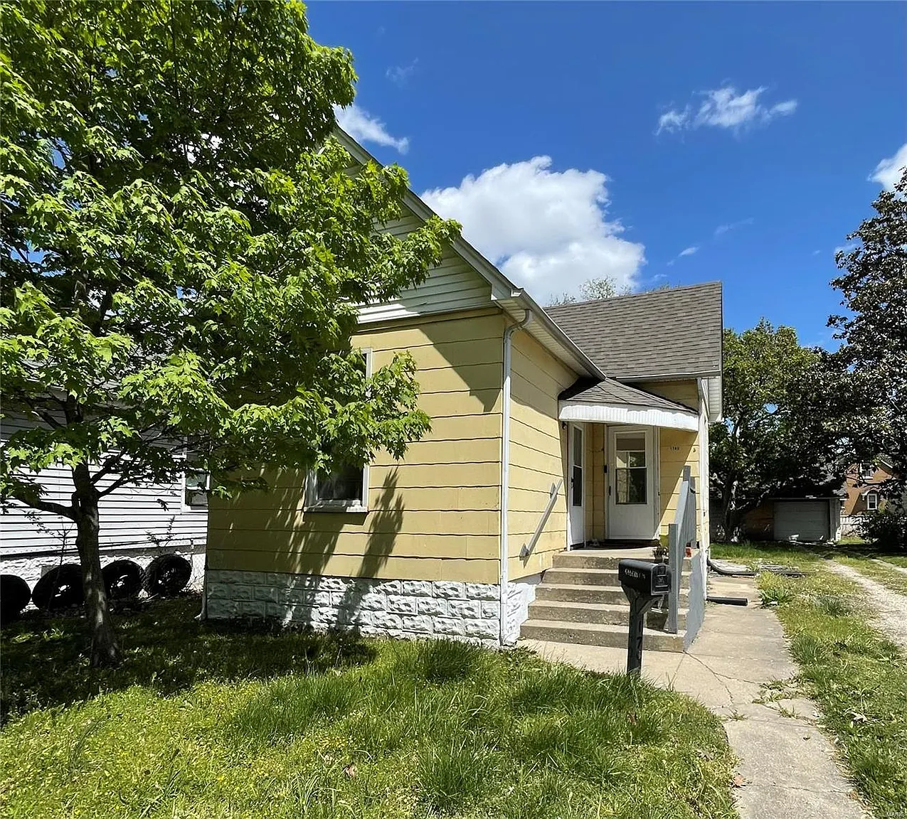 1740 Spruce St photo 1