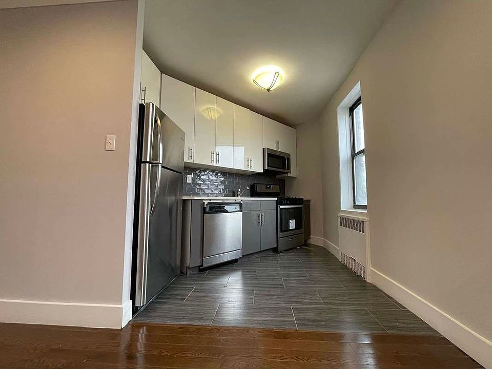 1st image of 1272 E 36th St #D5