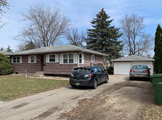 673 Faculty Dr, Brookings, SD 57006