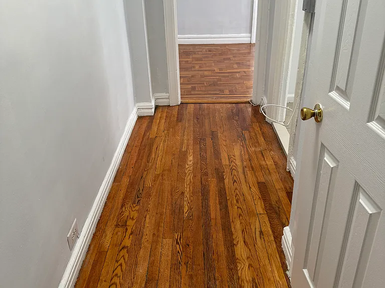 2853 Webb Ave #2A — Photo 2
