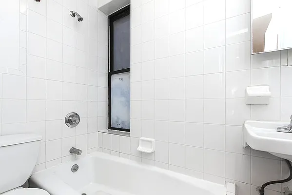 Rented by J Misrahi Realty Corp | media 29