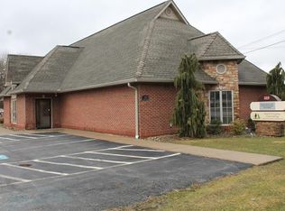 215 Grove City Rd, Slippery Rock, PA 16057