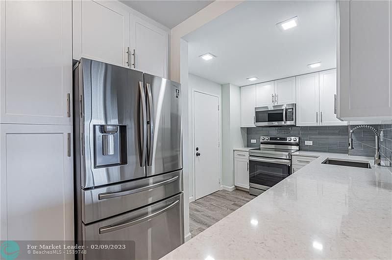 1st image of 1625 SE 10th Ave APT 1008