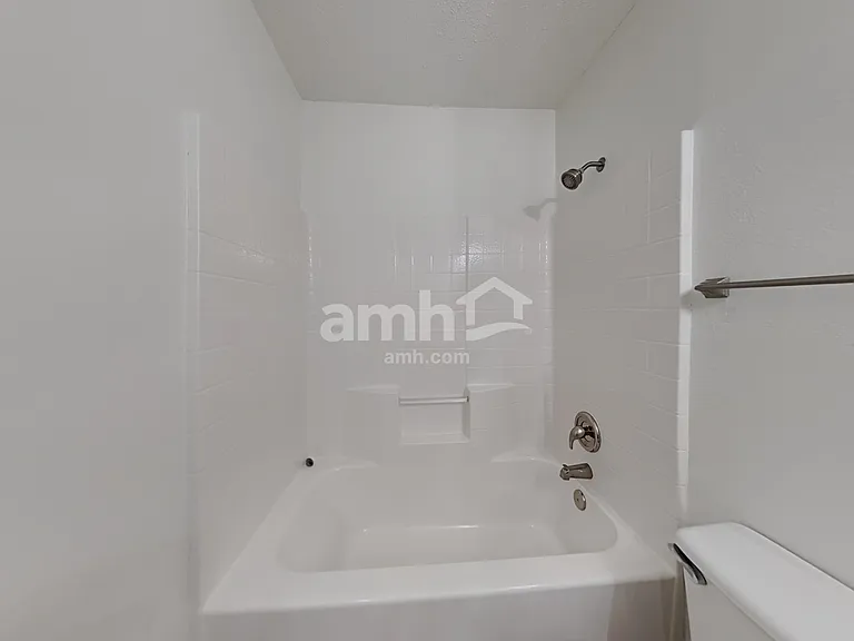 609 Crystal Brook Dr — Photo 16