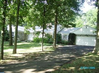 524 Hilltown Pike, Line Lexington, PA 18932