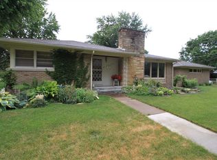 2828 24th Ave, Moline, IL 61265