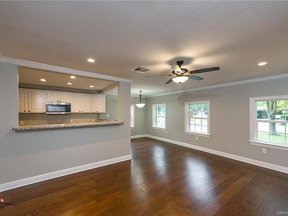 5th image of 1600 Dudley Ln