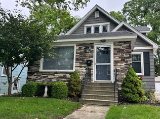 89 E 22nd St, Holland, MI 49423