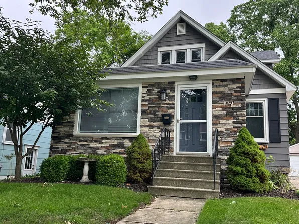 89 E 22nd St, Holland, MI 49423