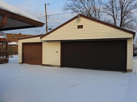 4th image of 5770 Shady Oak St