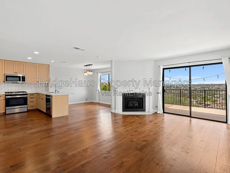 6531 Corte Valdez — Photo 5