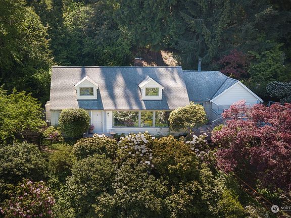 3rd image of 13523 41st Avenue NE