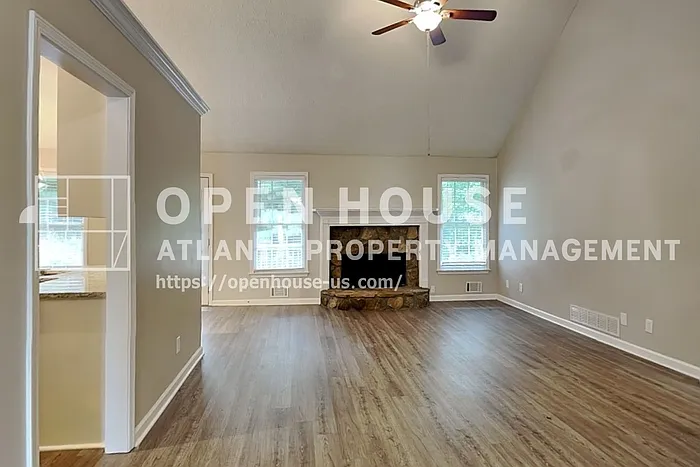 405 Etowah Valley Way — Photo 4