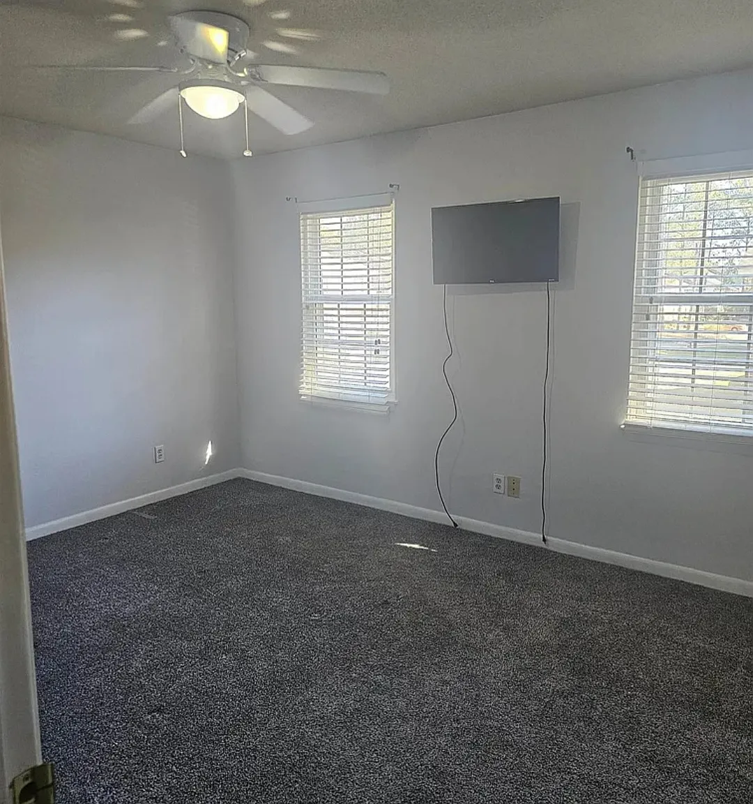 2 bed, 1.5 bath, 1100 sqft, $1,450 — Photo 4