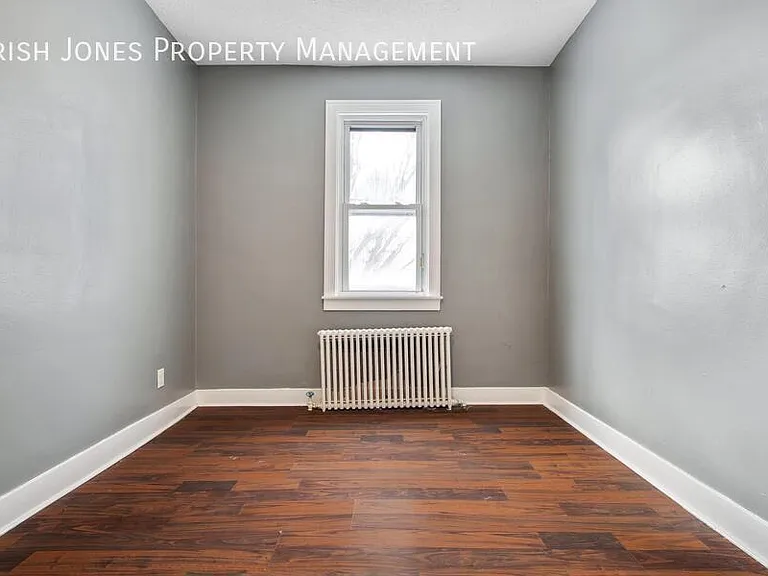 190 Whitney Pl #LOWER - UTILITIES IN — Photo 10