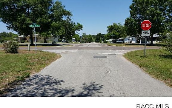 2nd image of 2 S Desoto St