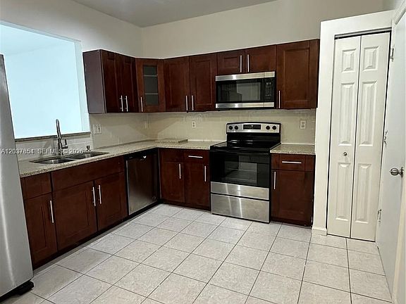 3rd image of 5541 NW 90th Ter #5541