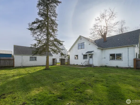 210 N Washington Street, Everson, WA 98247