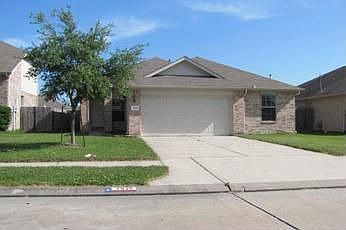 1st image of 7926 Fallen Oak Ln