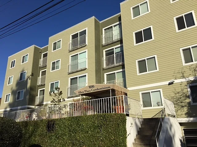 800 N Allen Pl #202
