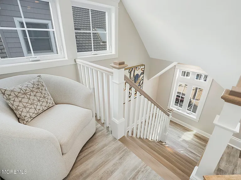 53 Fort Ave — Photo 53