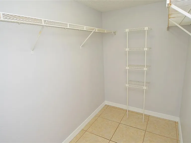 8643 Mallard Reserve Dr #104 — Photo 50